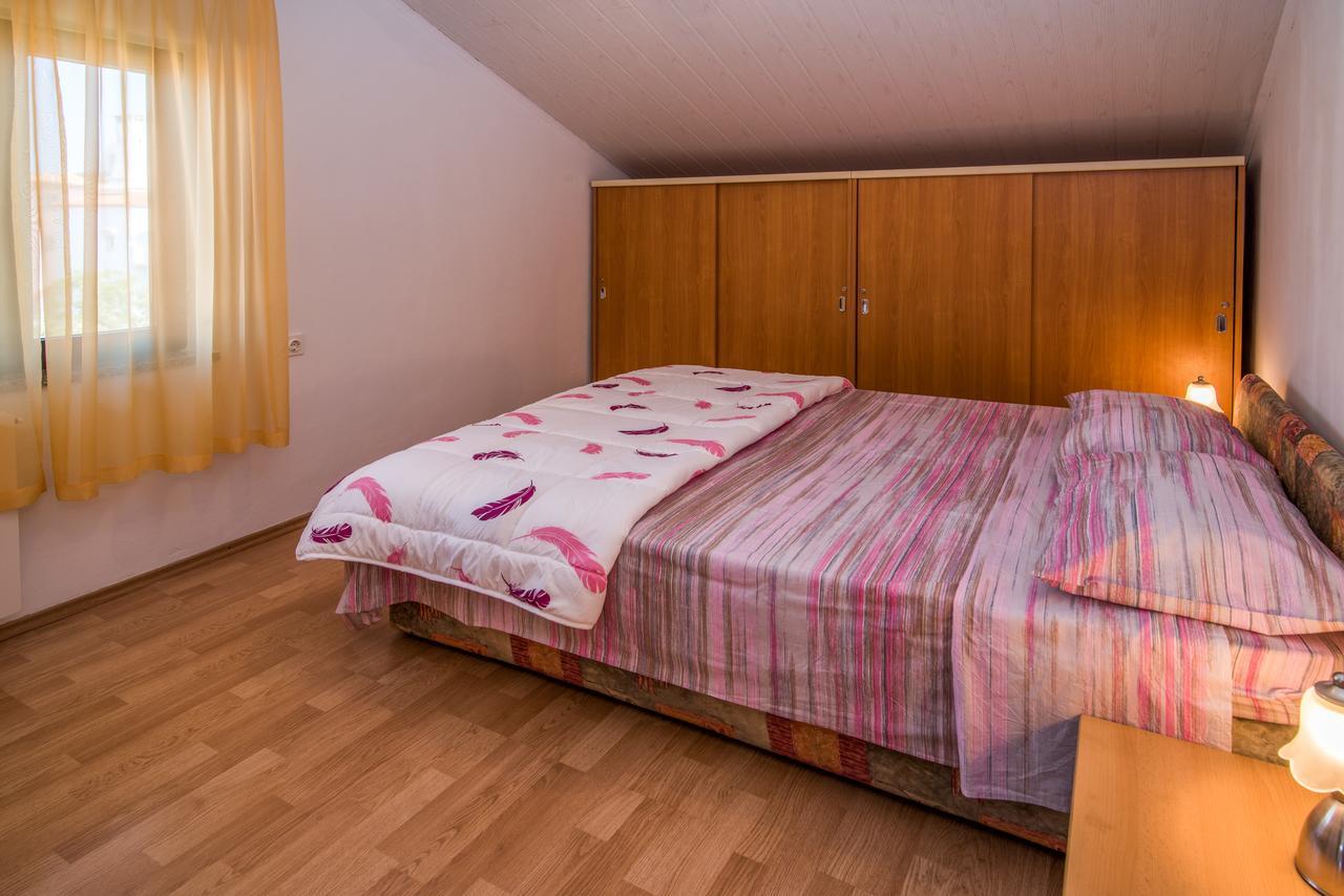 Apartment Sandra Krk 克尔克 外观 照片
