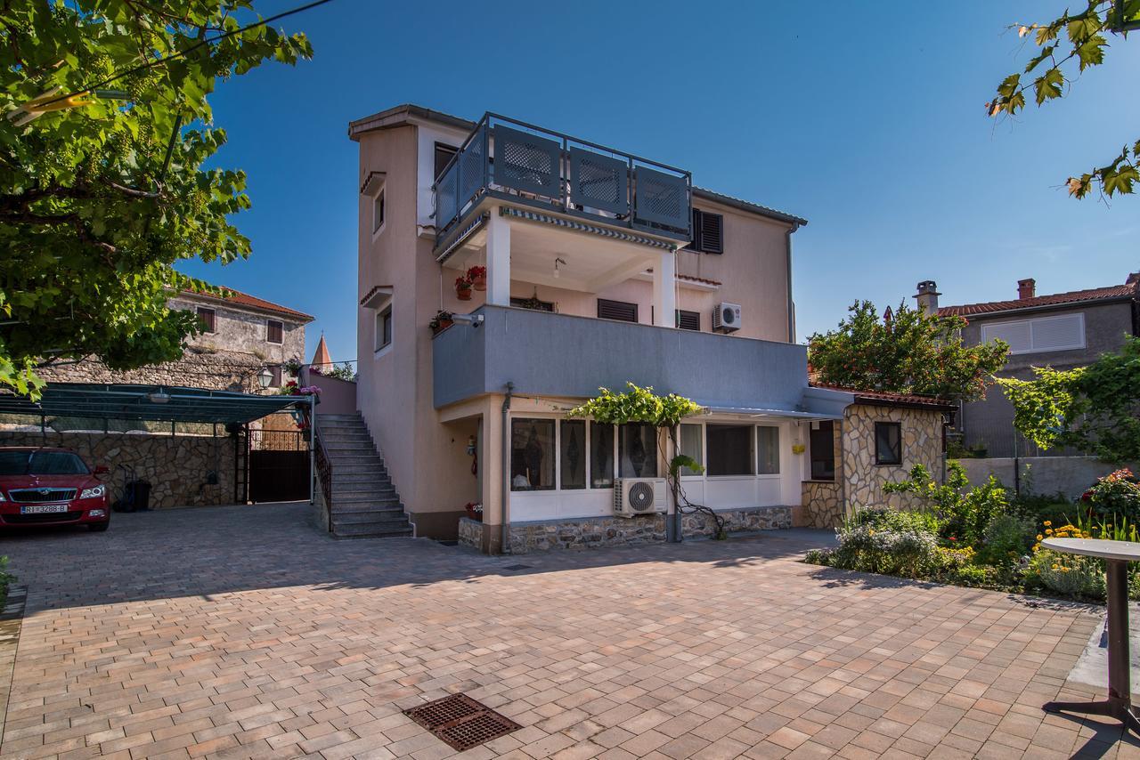 Apartment Sandra Krk 克尔克 外观 照片